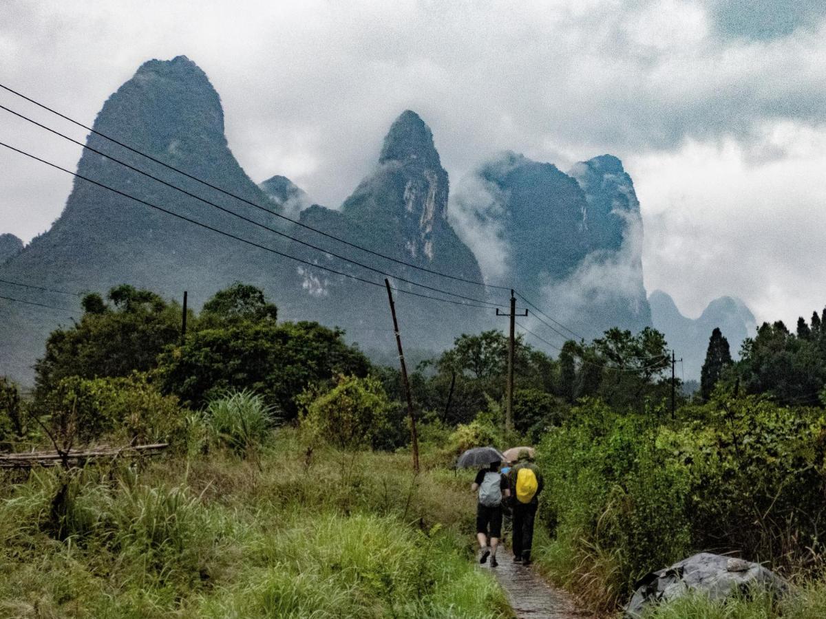 Yangshuo Mountain Retreat Hotel Bagian luar foto