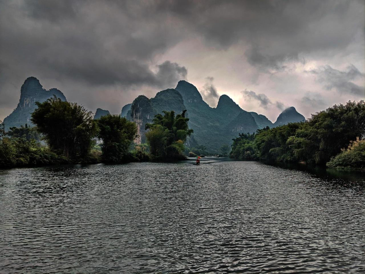 Yangshuo Mountain Retreat Hotel Bagian luar foto